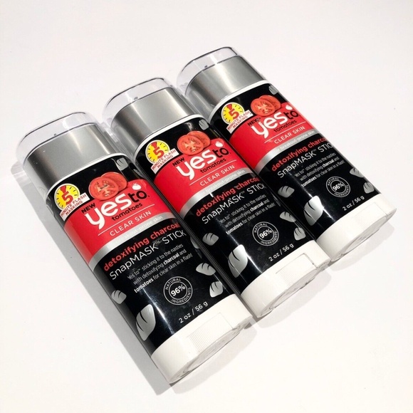 Lot 3x New Yes To Tomatoes Clear Skin Detoxifying Charcoal SnapMask Stick 2oz - Picture 1 of 3
